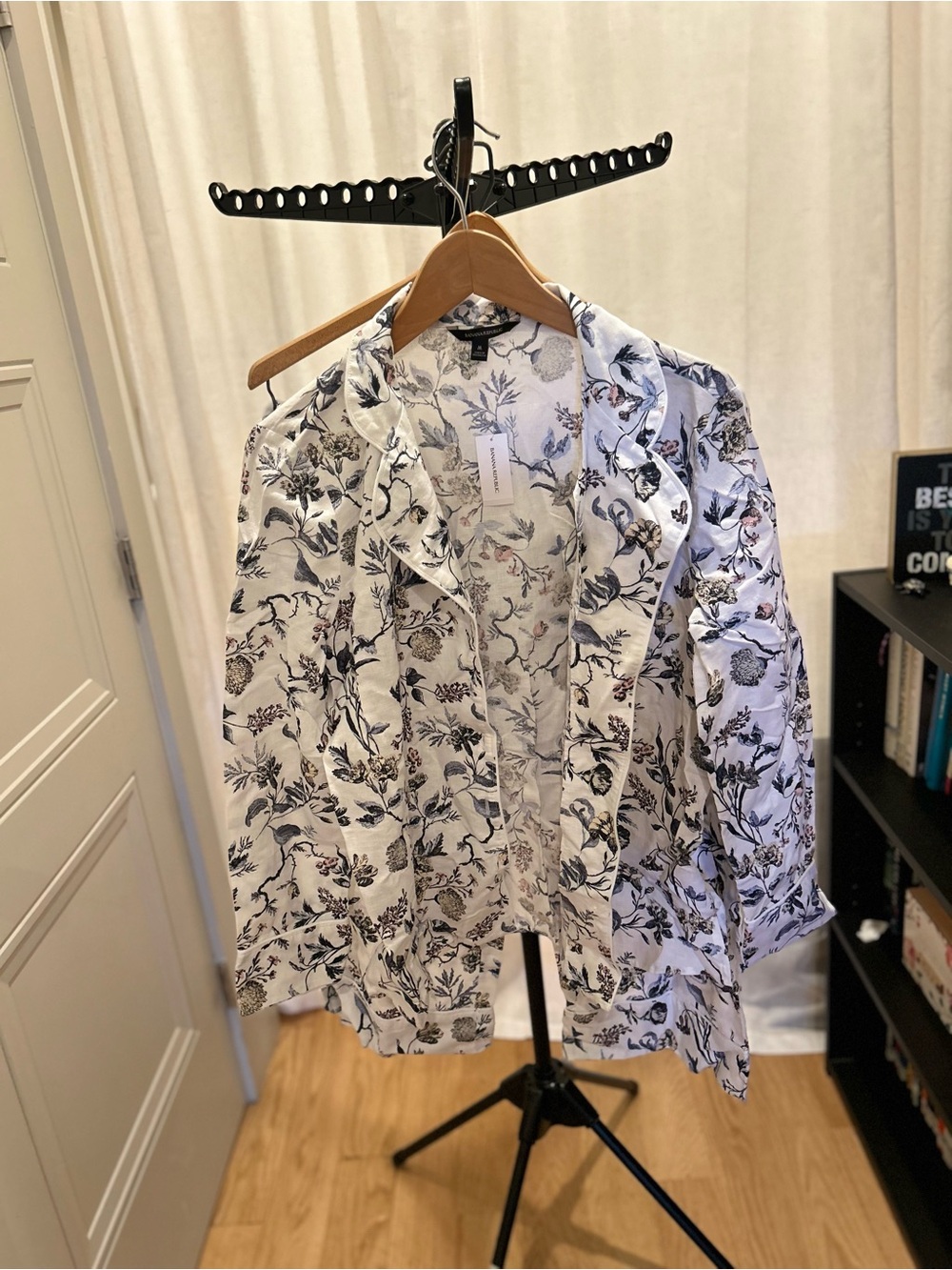 Banana Republic White Blazer with Navy Floral Print